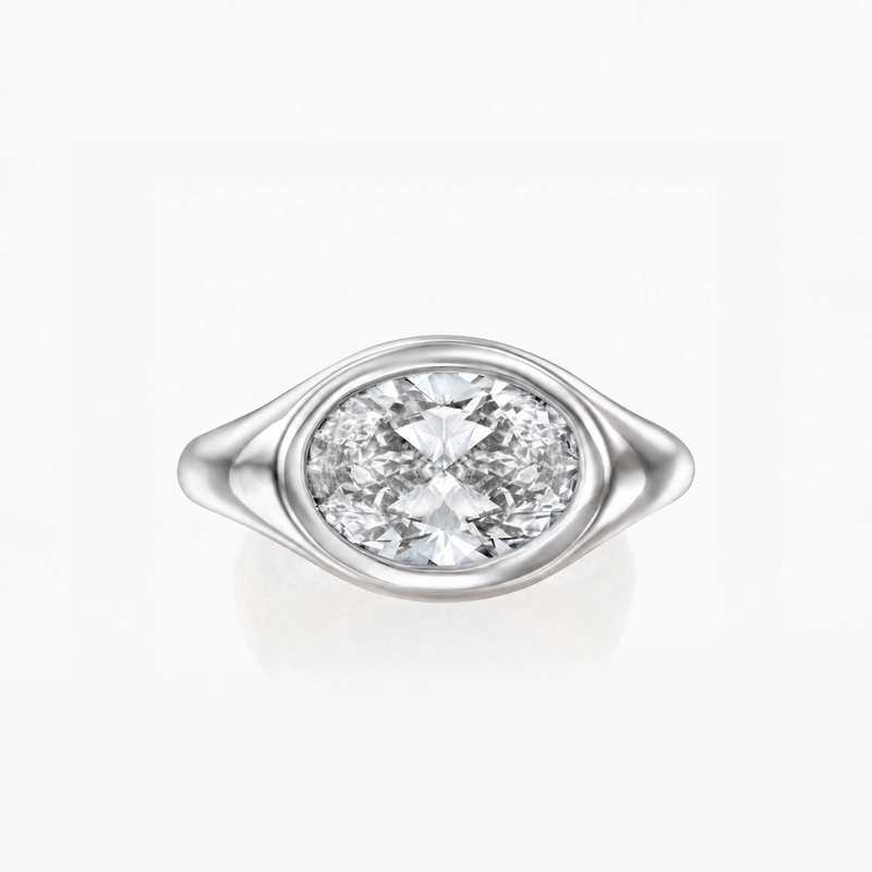 The Oval Signet Ring - White Gold